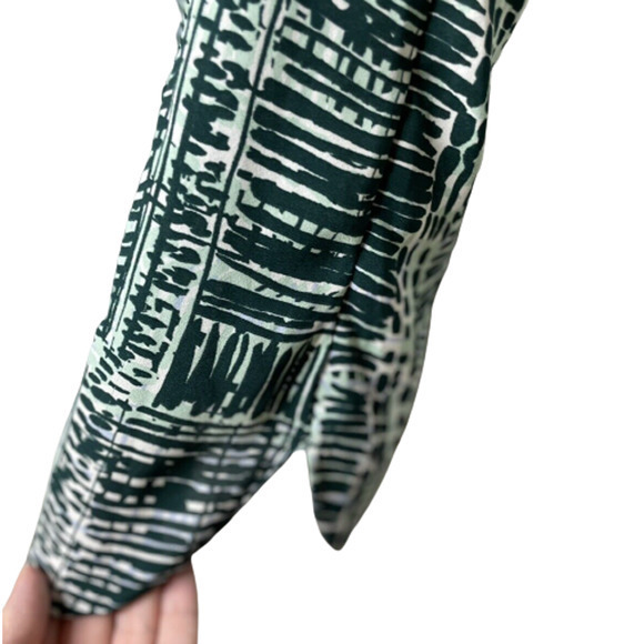 NWOT‎ Halogen Nordstrom Green Patterned Sleeveless Blouse XL - Picture 12 of 16